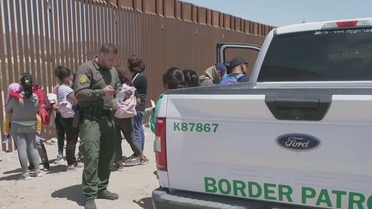 Denuncian plan para trasladar a Texas y Luisiana a 108 menores inmigrantes detenidos en Texas