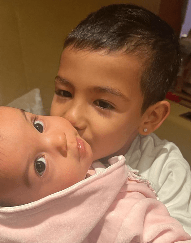 Mateo y Bella, hijos de Georgina Rodríguez y Cristiano Ronaldo