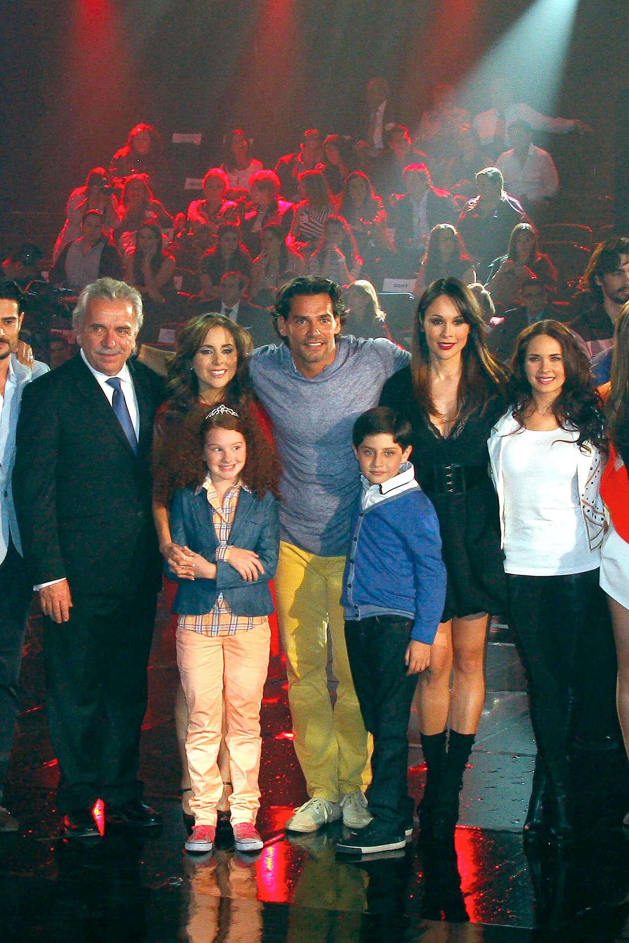 Aunque el elenco que cobijaba a los protagonistas era muy bueno la telenovela no sorprendió a nadie, haciendo de ella una historia más de amor y traición.