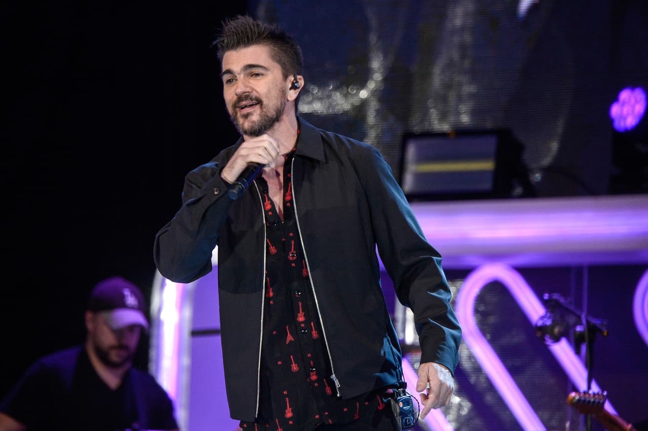 Durante la vigésima ceremonia de los Latin GRAMMY, Juanes será testigo de un tributo a su trayectoria con un concierto en el que grandes de estrellas y amigos de la industria musical interpretarán algunas de sus canciones.
<br>