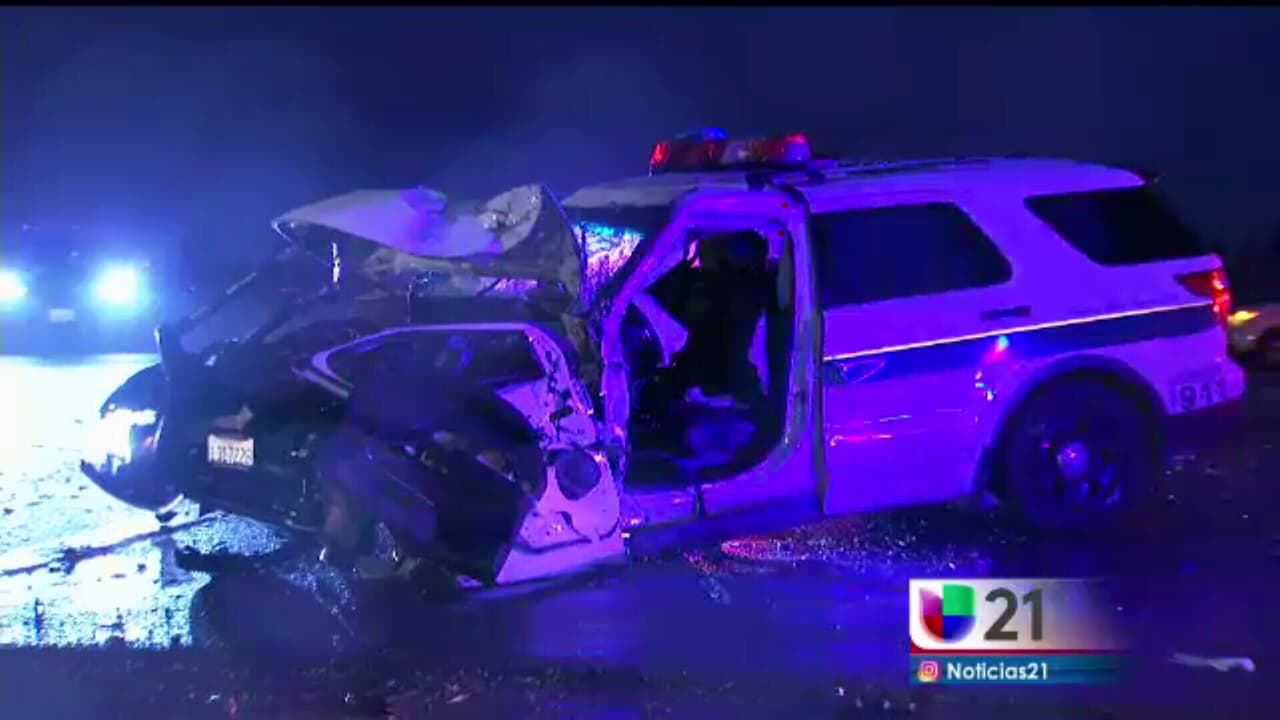Vehículo de alguacil de Fresno involucrado en un accidente