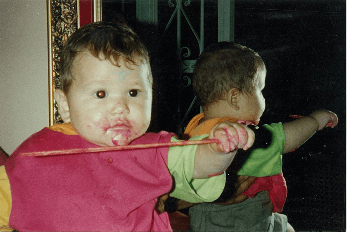 Brian llegó a las audiciones con su novia. Tenía futuro como futbolista, pero una lesión lo cambió todo. Ahora busca triunfar en La Banda.