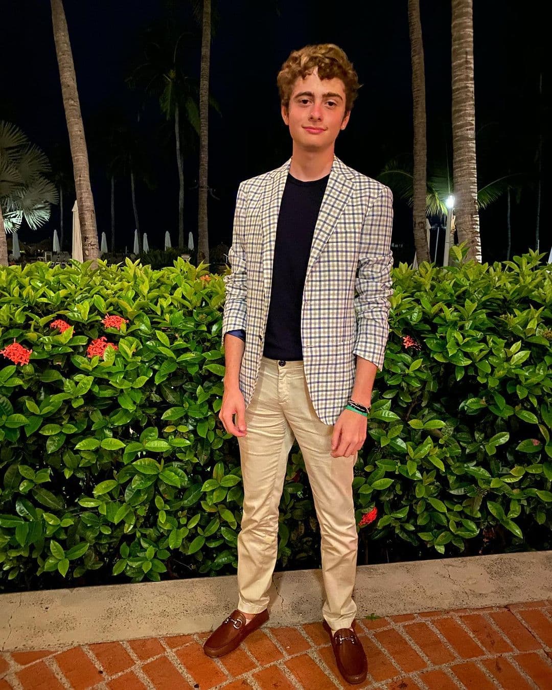 Añadió que cree que él está "muy cómodo" en su casa y que hasta ahora no ha hablado del tema con 'Nic'.