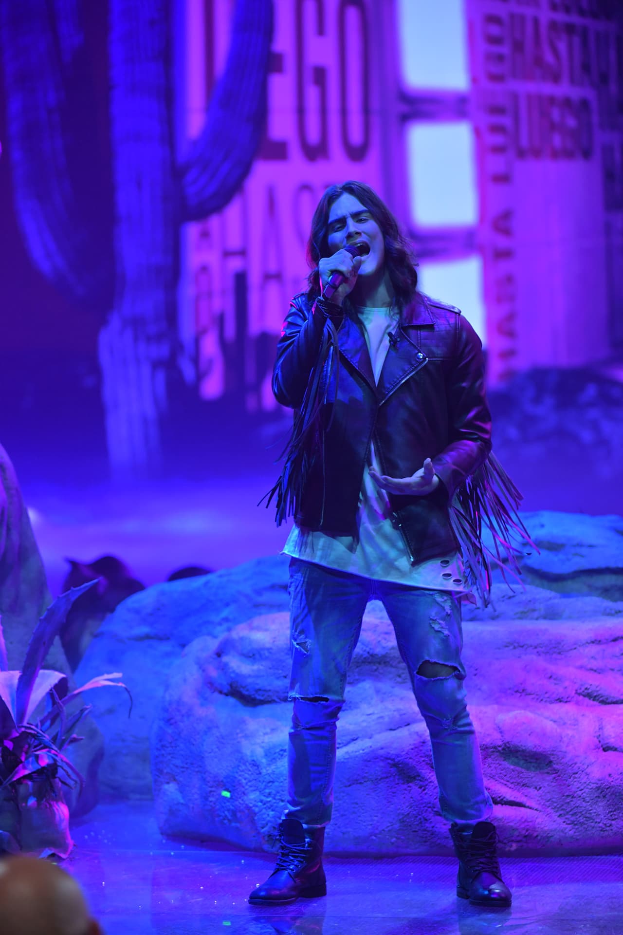 Como solista interpretó "See You Again" de Wiz Khalifa Ft. Charlie Puth. 
<a href="http://www.univision.com/shows/la-banda/felix-gabriel-canto-see-you-again-de-wiz-khalifa-ft-charlie-puth-video" target="_blank">¿Te acuerdas?</a>