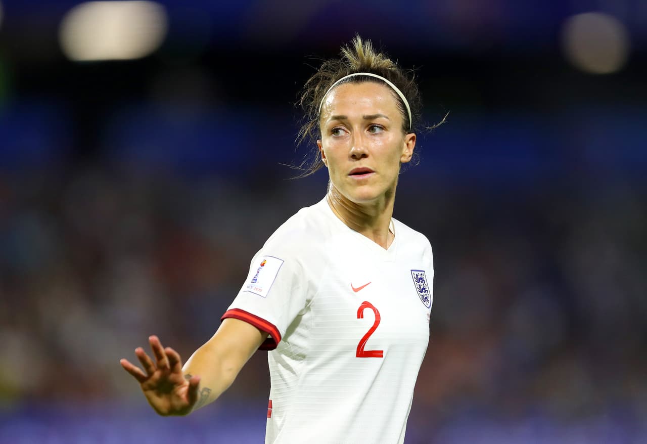 Lucy Bronze del Lyon quedó en segundo lugar.