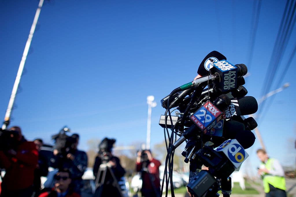 La confianza de los estadounidenses en los medios de comunicación alcanza un mínimo histórico