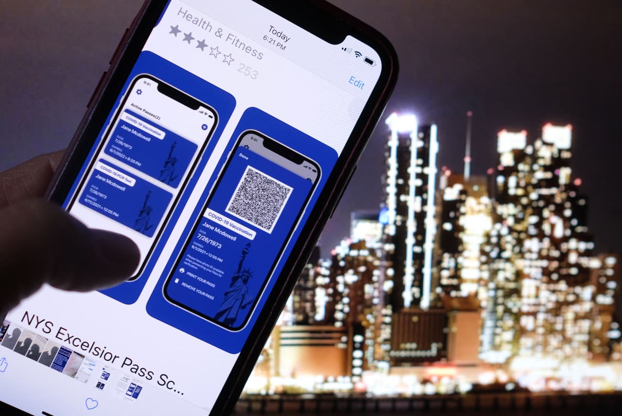 Este miércoles se eliminaron muchas de las normas de seguridad por el coronavirus en Nueva York.