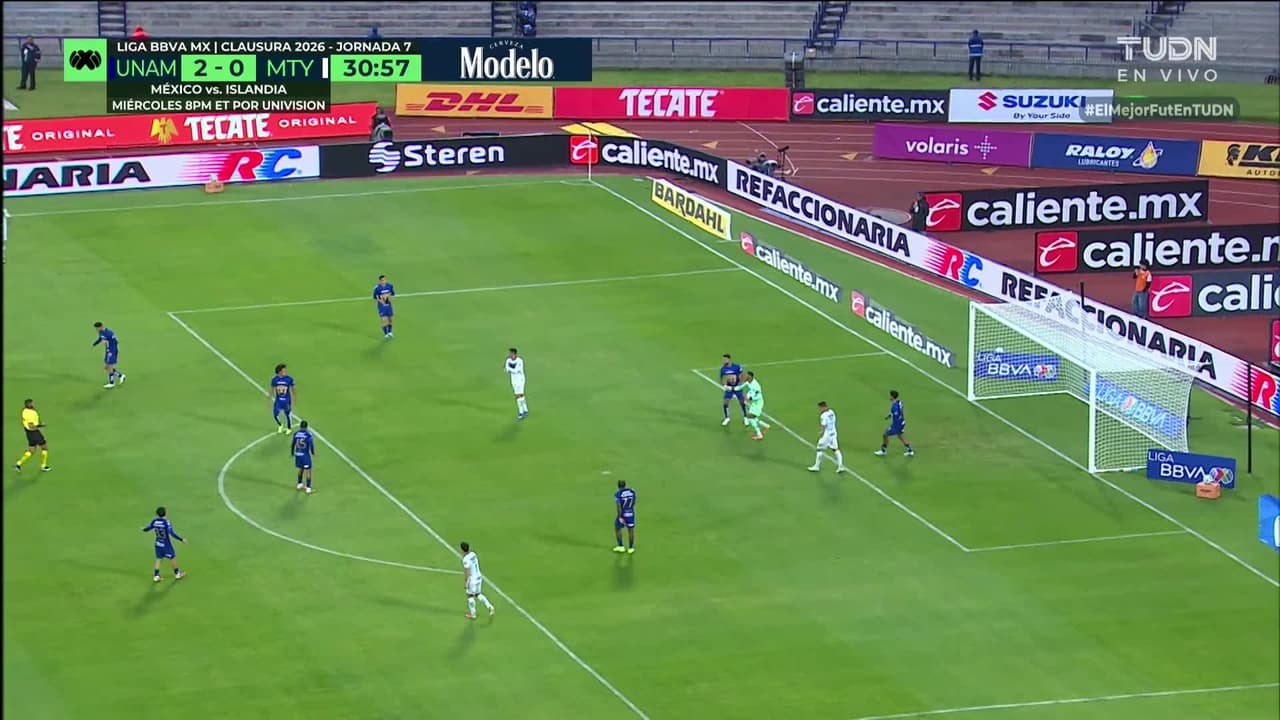 ¡TIRO ATAJADO! disparo por Luis Reyes.