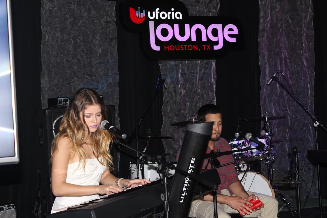 Sofía Reyes, brilló con luz propia en Uforia Lounge