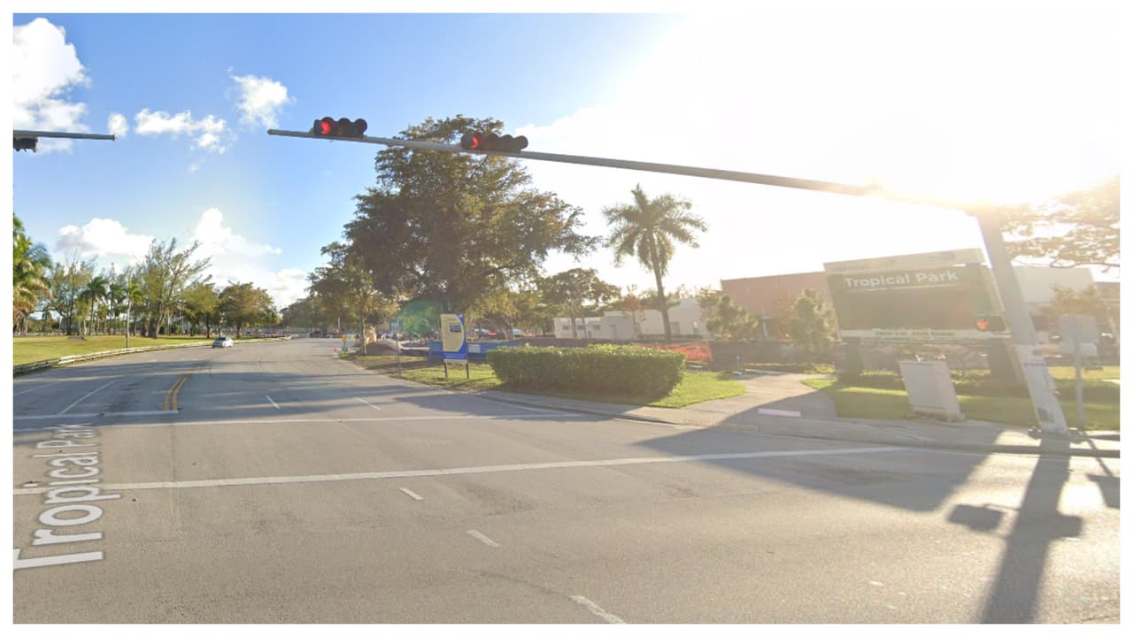 Las vacunas serán administradas a partir del viernes en el Tropical Park (7900 del suroeste y la calle 40) en la parte norte de las canchas de tenis.