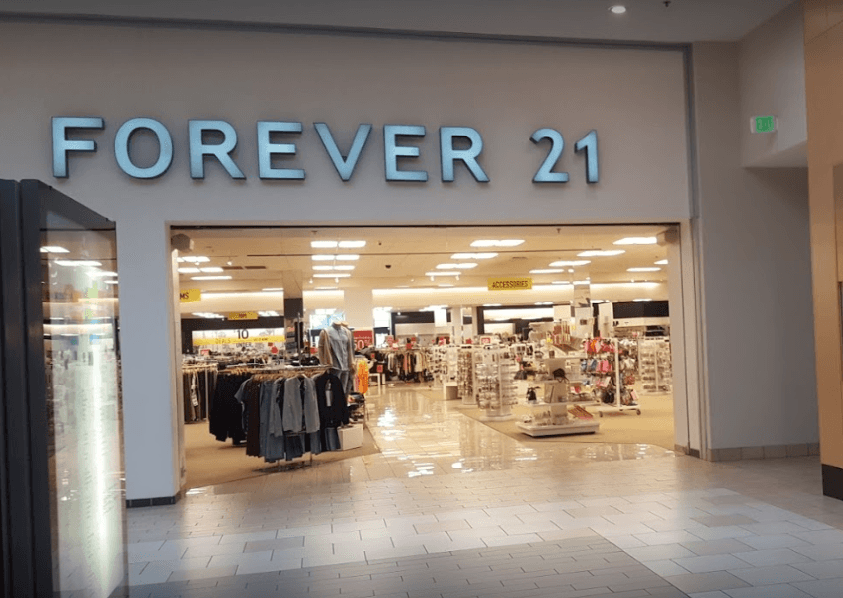 Centro comercial Chico Mall, en el número 1960 al este de la calle 20th, Chico, CA 95928.