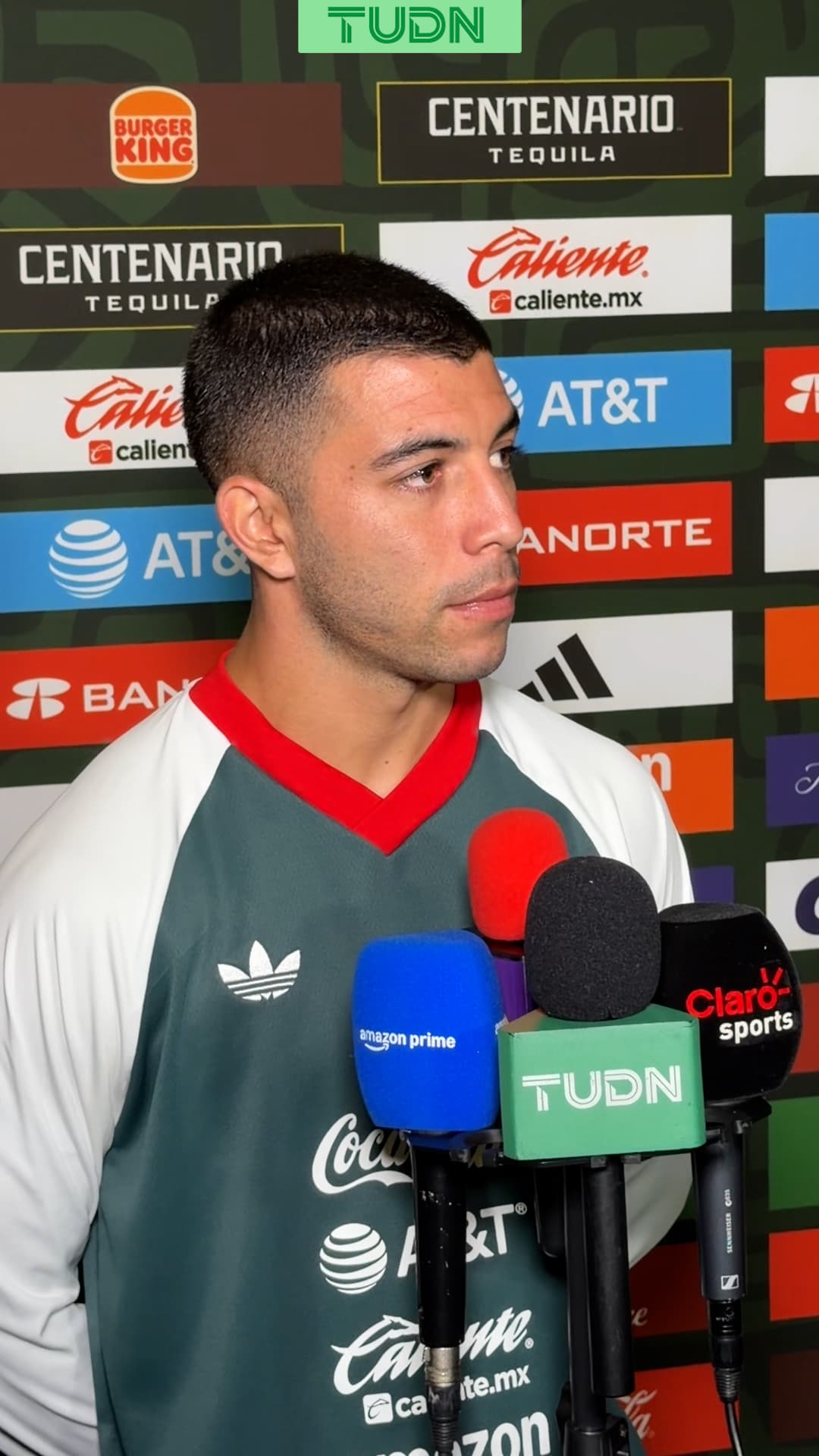 ¡El distinto del Tri! Erik Lira y su enorme elogio a Gilberto Mora