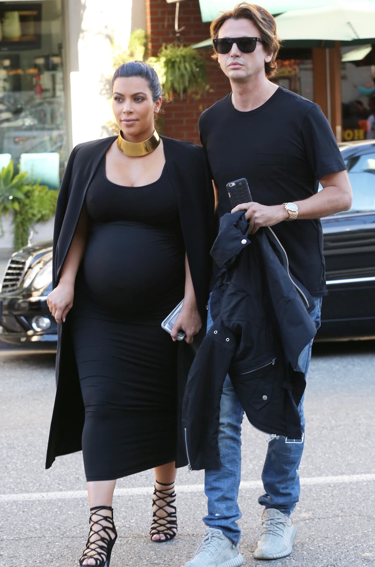 La acompañó uno de sus grandes amigos, Jonathan Cheban.