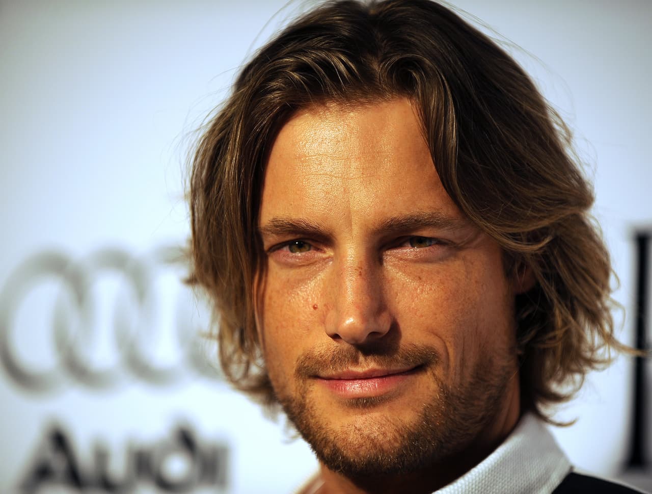A finales de 2010, Kim mantuvo un fugaz noviazgo con modelo de origen canadiense Gabriel Aubry.