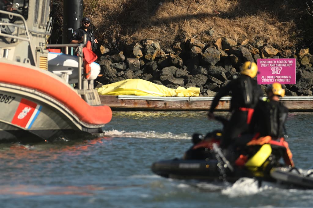 La búsqueda se mantiene activa en la Bahía de San Francisco, luego de que el martes, 14 de julio, la embarcación Volare se hundiera, provocando la desaparición de tres personas y las muertes de un hombre y de un perro.