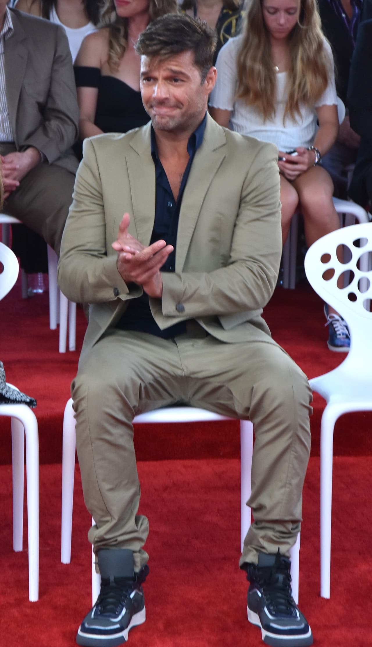 Además es un adorable 'papacito'.