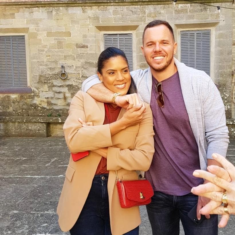 Actualmente no hay secretos de su romance, Francisca ha compartido con sus fans los momentos más bellos de su noviazgo, entre ellos los últimos viajes a Italia, tierra donde se celebrará su boda.