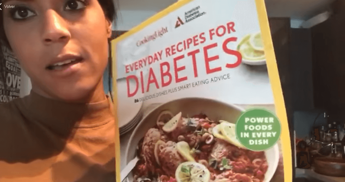 Junto al video publicado esta semana agregó lo siguiente: “Mi suegra me dio una revista de recetas y lo estoy poniendo en práctica, espero que me quedé delicioso. Siempre es bueno explorar para no aburrirnos de la misma comida”.