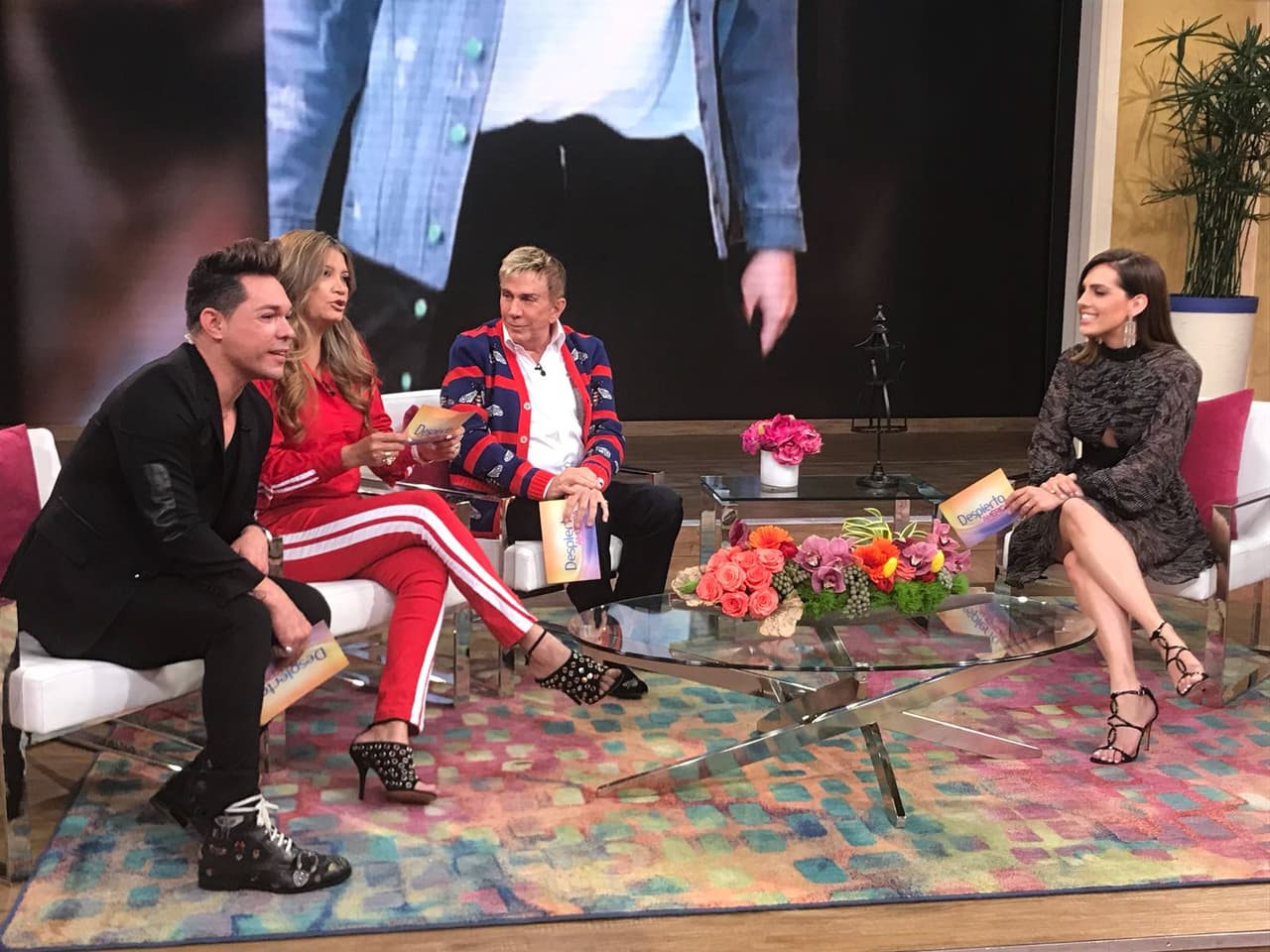 Nadie como él para criticar el look de las celebridades.