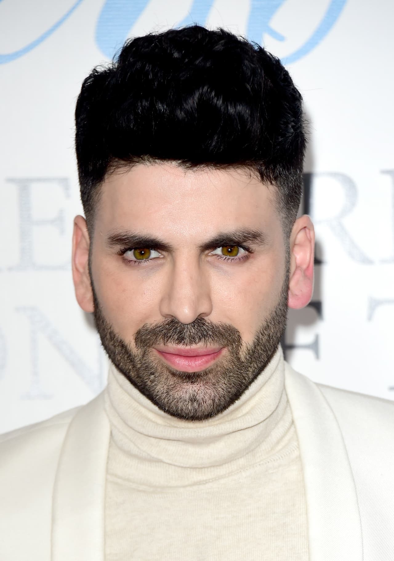 Habrá que esperar las nuevas reacciones de la mamá de Jomari Goyso, ahora que ya se ha enterado que no estaba fallando su aplicación de Instagram, sino que
<b>su hijo la bloqueó de la red social</b>.