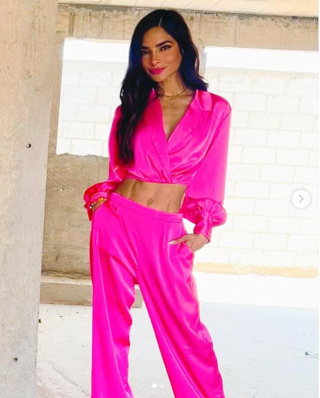 Ante este comentario, la 
<b><a href="https://www.univision.com/shows/premios-juventud/premios-juventud-2023-alejandra-espinoza-sera-la-conductora-por-sexta-ocasion-fotos" target="_blank">presentadora de los próximos Premios Juventud 2023</a></b>, que podrás ver a través de 
<b>Univision</b> el 20 de julio desde Puerto Rico, contestó de manera clara. 
<br>