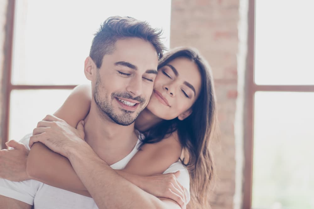 Tu facilidad de conquista y éxitos insuperables en el amor al primero que asombrará será a ti. Estás bajo la égida de la abundancia y no debes desestimar esta buena racha que ahora está tocando tu vida a partir de hoy.