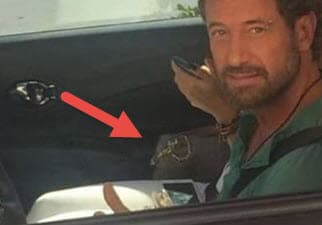 Y todavía hay más. Este bolso marrón con asas de cadena también podría revelar que sí se trata de Irina Baeva.