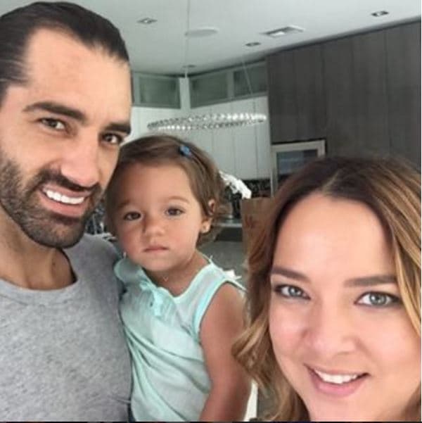 Desde que se anunciaron sus embarazos, La vida de Alaïa y Kamilia han estado en el ojo público. El crecimiento de la barriga de Adamari López y Gredmarie Colón se siguió minuto a minuto, sus partos y los cumpleaños de las pequeñas.