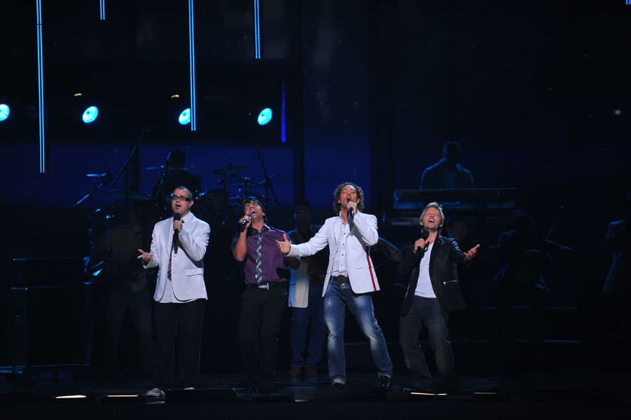 <b>2009</b>
<br>Y para los amantes del pop, ese año vivieron una de las mejores presentaciones de la mano de David Bisbal, Luis Fonsi, Aleks Syntek y Noel Schajris.