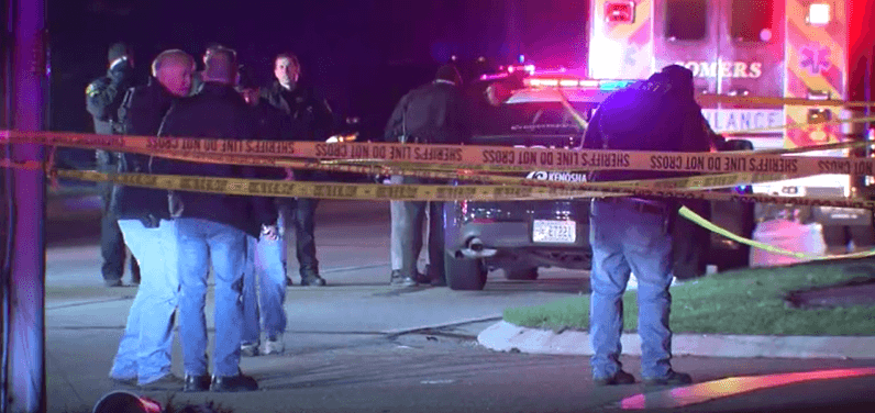 Tiroteo deja 3 muertos y 2 heridos graves en Kenosha, pero la policía no busca sospechosos