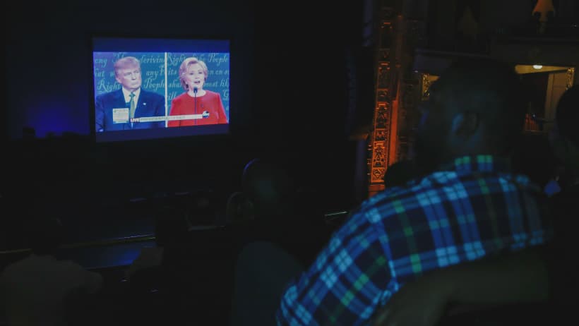 Debate entre Clinton y Trump generó tensión, decepción y muchas risas en el teatro Apollo