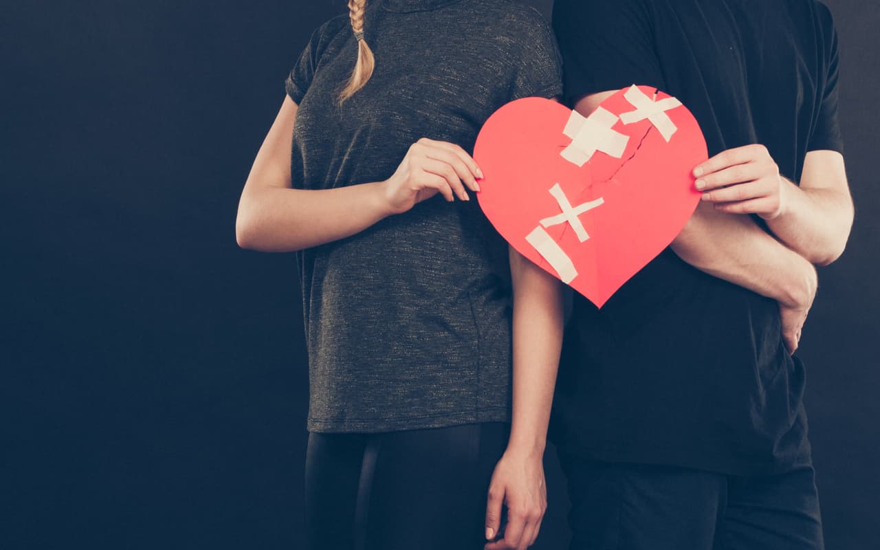 Con la fuerza planetaria existente en tu horóscopo este mes de enero te encuentras en tu mejor momento para terminar lo que no te conviene o iniciar una relación prometedora en todos los aspectos. Tienes la energía cósmica a tu favor y sólo necesitas poner en marcha tu fuerza de voluntad e intuición. 
<br>