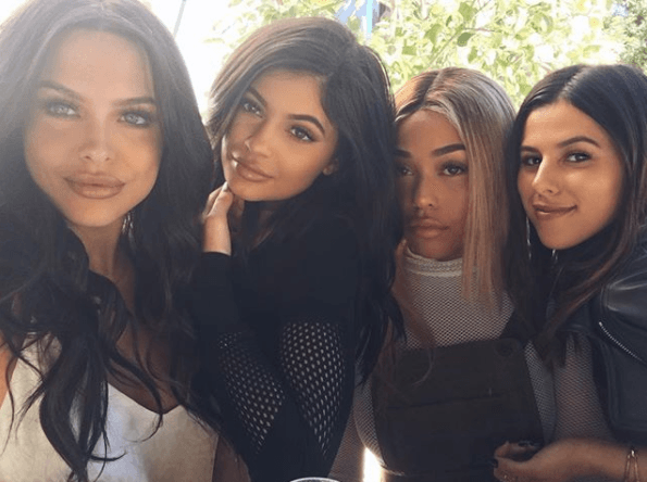 La confianza y cercanía entre Victoria Villarroel y la integrante menor de la familia Jenner ha sido tal que asisten juntas a fiestas, salen de compras e, incluso, hablan de temas personales.