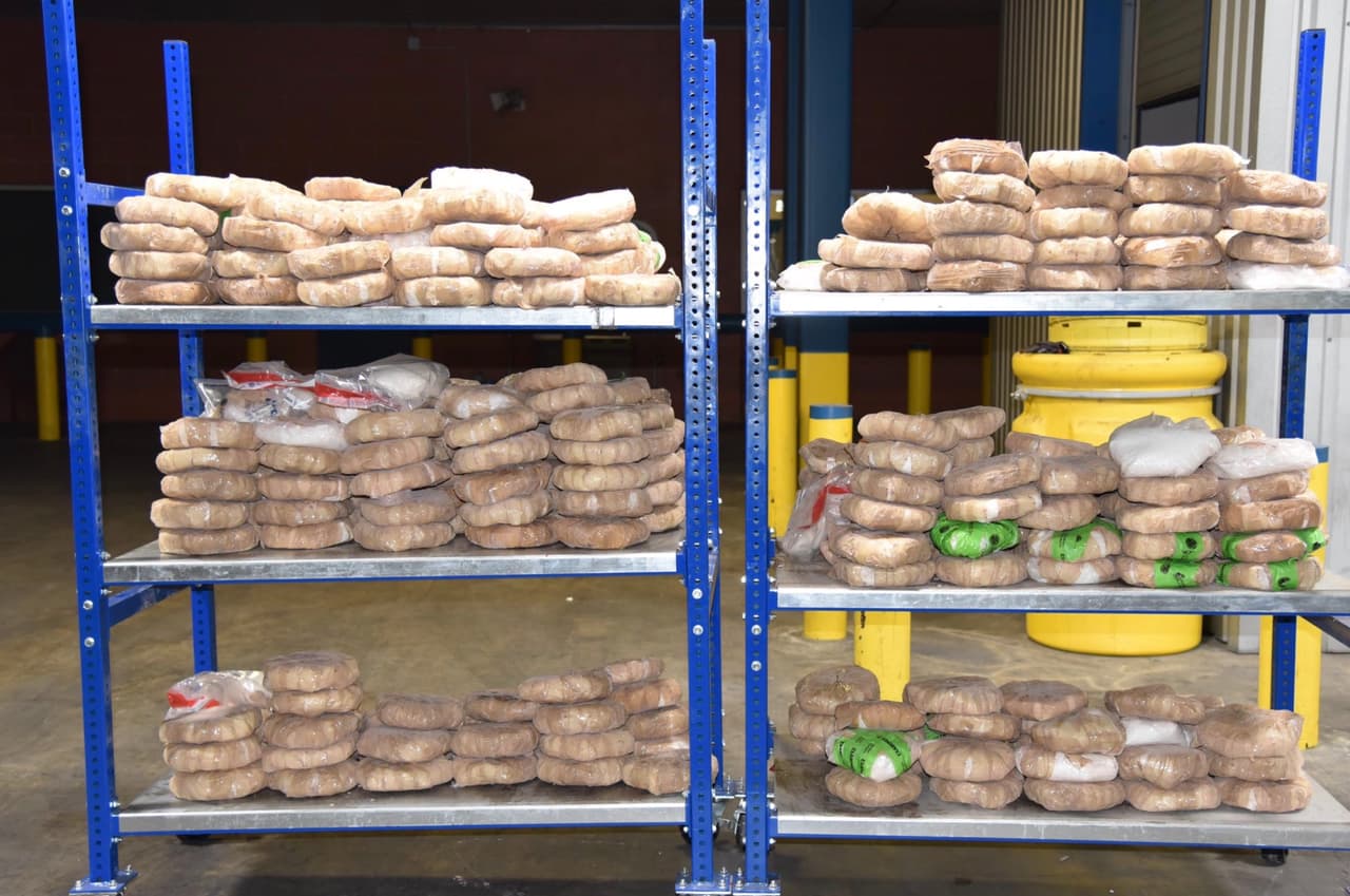 Incautan en Laredo sobre mil libras de metanfetaminas valorada en más $18 millones