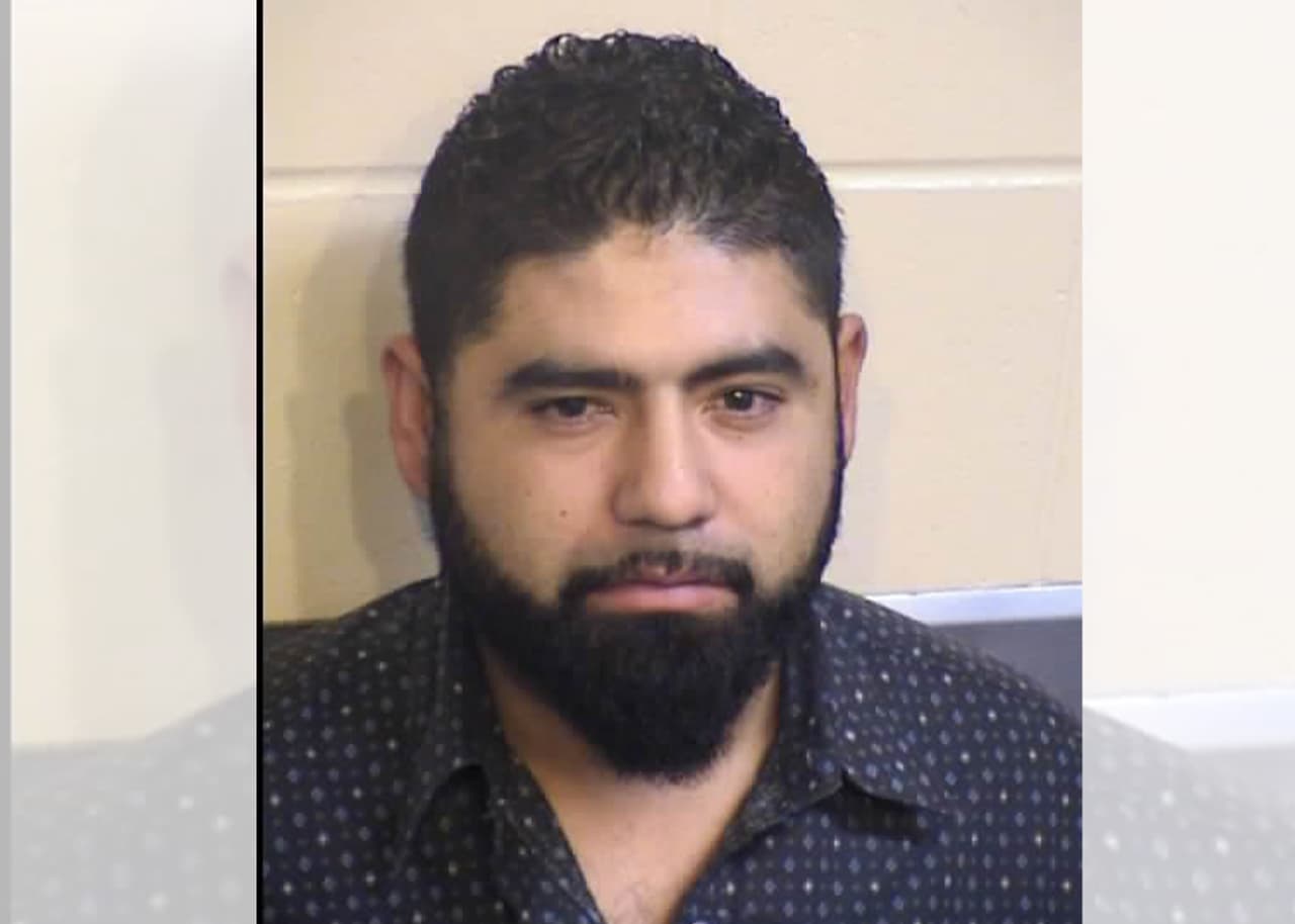 Arrestan a hombre por conducir sobre las 90 millas por hora y bajo los efectos del alcohol