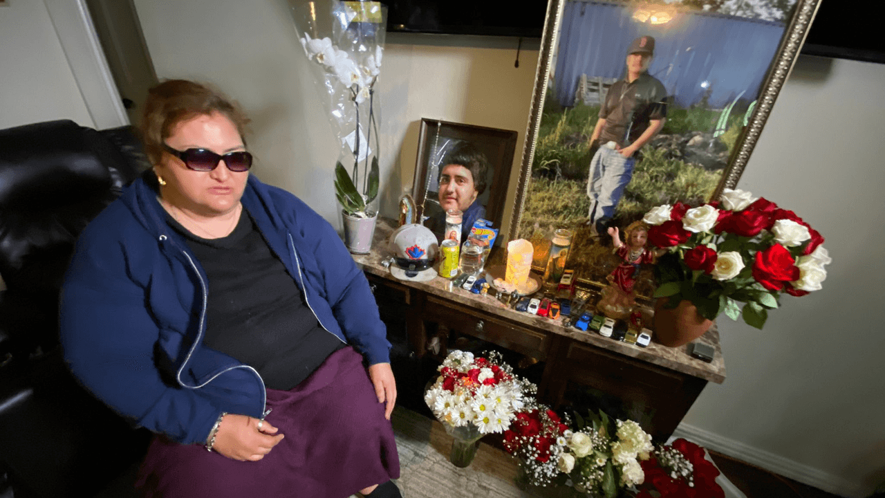 “¿Qué fue lo que mi hijo les hizo para que lo mataran?”, 
<a href="https://www.univision.com/local/dallas-kuvn/damian-garcia-tiroteo-fiesta-garland" target="_blank">dijo Blanca García</a>, madre de Damián. “¿Qué odio le tenían tan grande? ¿Cuál fue el motivo para haberle quitado la vida a mi hijo?”. Un día después del fallecimiento de su hijo fue el Día de las Madres.
<br>
<br>Cuando la madre de Damián habló con Univisión 23 DFW, ella dijo que el padre no podía viajar de México a Estados Unidos para poder enterrar a su hijo por su falta de visa. Damián estaba ahorrando para poder arreglar su residencia y viajar a México para visitar a su padre.