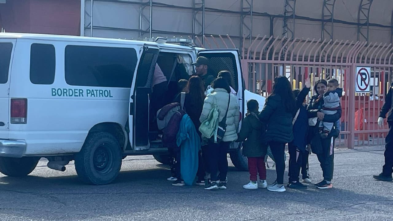 El CBP informó que está aumentando todos sus recursos para el procesamiento inmigratorio, como respuesta a un incremento de incidentes donde se han encontrado migrantes en la frontera suroeste.