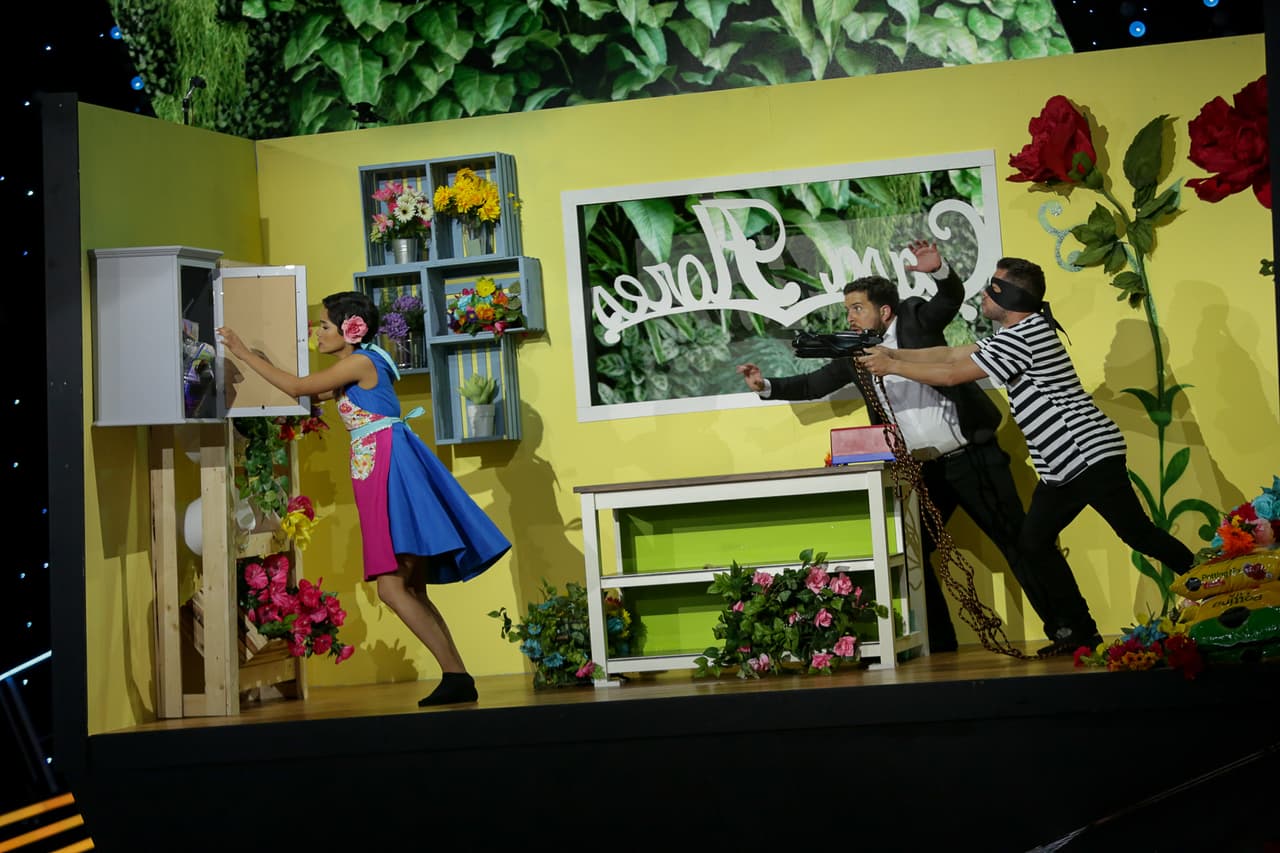 Las dos participantes finales fueron Andrea Bazarte, quien se ganó de la eliminación.