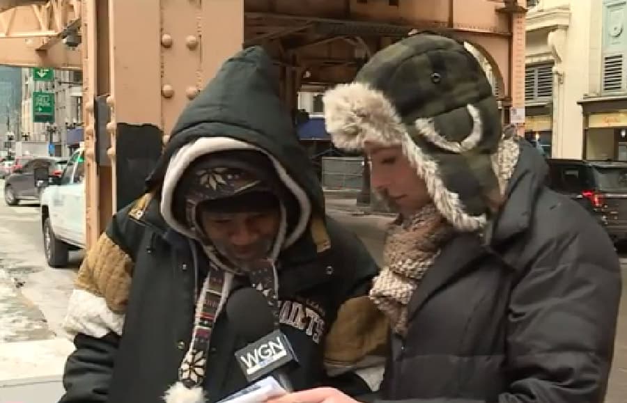 Unos bonos de ahorro empeñados 38 años atrás vuelven a su dueño, un veterano indigente  de Chicago