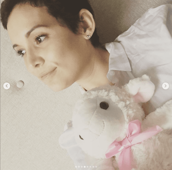 <b>“Tanto mío como de la señora Karla Luna, los depósitos de lavanderas entraban a mi cuenta </b>porque ella no estaba dada de alta en ese momento, entonces entraban a mi cuenta y yo a su vez le transfería ese dinero a ella. Cuando a mi me requieren en ese año, me dicen la cantidad de impuestos que hay que pagar, entonces yo le digo a ella, ‘hay que pagar esta cantidad de impuestos que nos corresponde a las dos porque es dinero que entró a mi cuenta, pero yo te depositaba tu mitad ‘”, continuó.
<br>