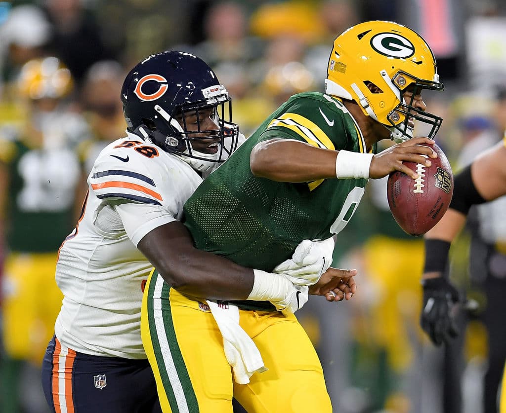 El quarterback suplente DeShone Kizer tuvo que entrar a fajarse en los controles ofensivos pero no le fue nada bien. Fue capturado y le robaron el ovoide.