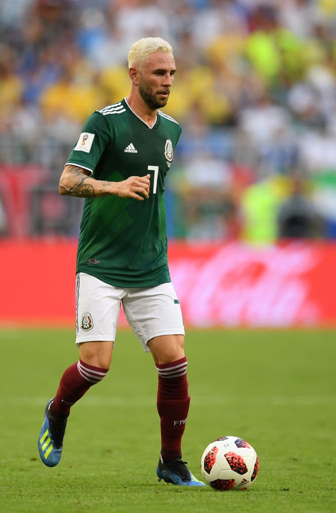 <b>Miguel Layún</b>:
<br>Sin embargo, en el Mundial de Rusia 2018, antes del partido de los octavos de final contra Brasil, se tinturó el cabello de rubio.