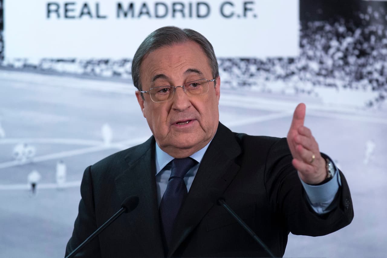 Florentino Pérez dio su apoyo en Valdebebas a Benítez y la plantilla