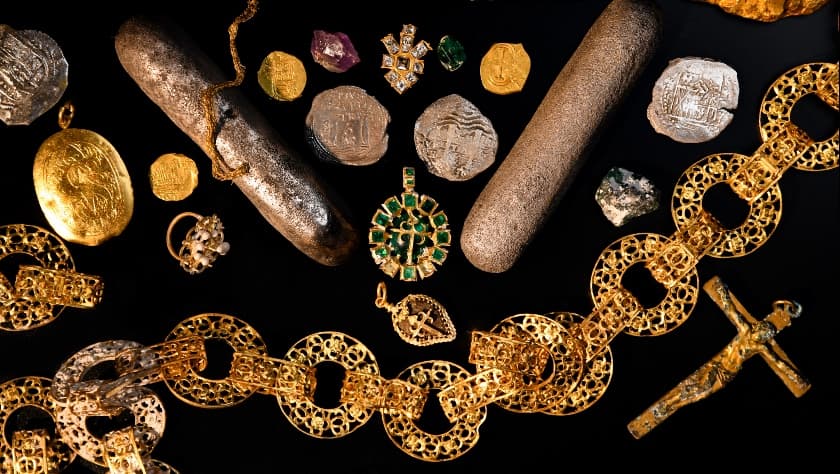 Además de su carga, el galeón transportaba otro tesoro que había sido recuperado de otro barco hundido dos años antes. Su carga estaba reservada, en parte, como impuesto real para el entonces rey de España, Felipe IV. Entre los objetos que iban abordo se encontraban plata, monedas de oro, anillos con perlas, dijes con esmeraldas, crucifijos y una cadena de filigrana de oro.