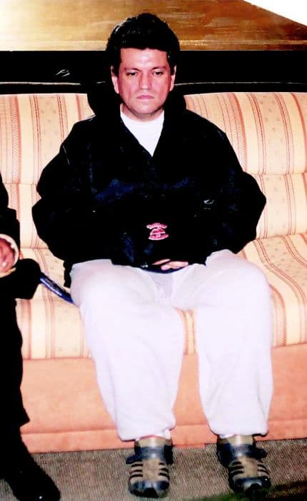 <b>Sergio Andrade f</b>ue considerado el
<b>mejor productor musical de Latinoamérica</b> en la década de 1980. Por sus manos pasaron las carreras de Lucero y Yuri, aunque hace 18 años su nombre inundaba los diarios para ser noticia a consecuencia del llamado 'Clan Trevi-Andrade'.