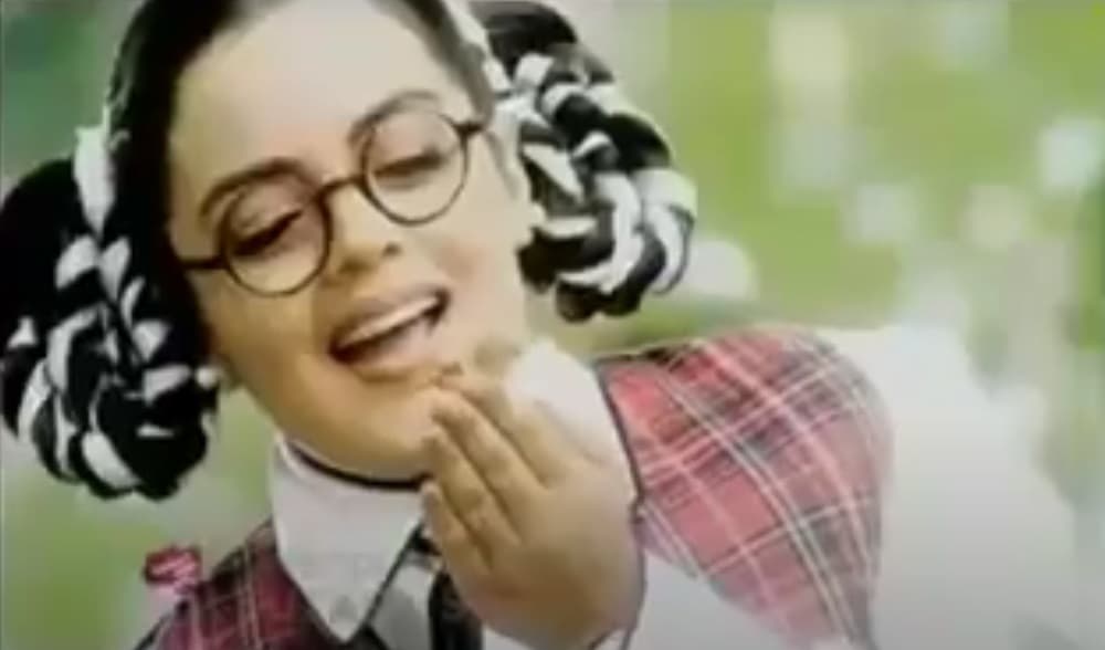 Shraddha Nigam como Nikita en 'Dekho Magar Pyaar Se'