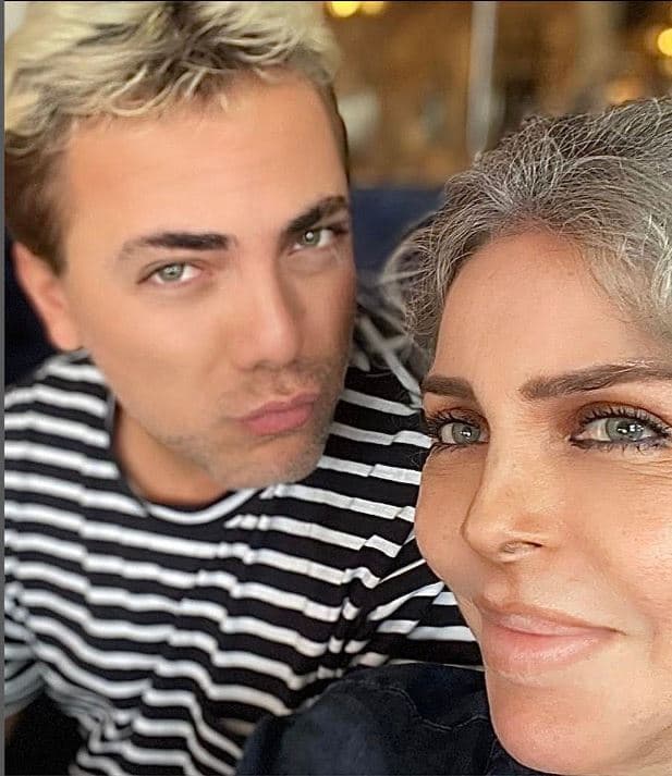 Verónica Castro canas