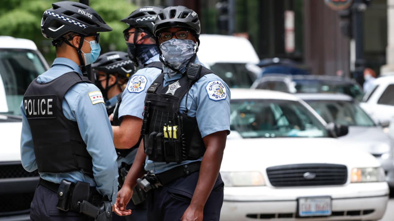 Diferencian líderes comunitarios de Englewood al movimiento Black Lives Matter