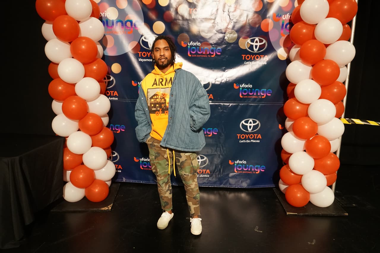 Miguel charms fans in the Uforia Lounge