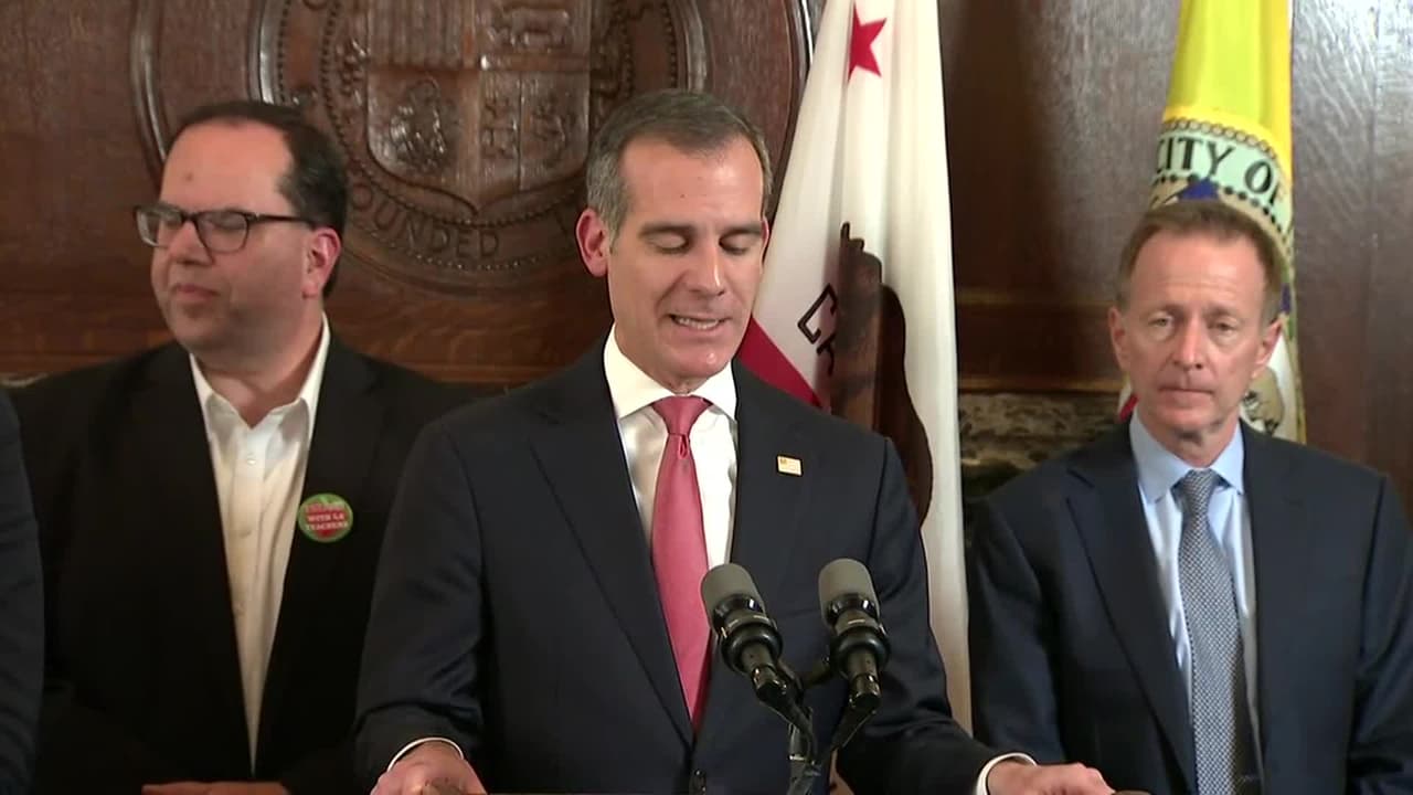 Los maestros de Los Ángeles podrían regresar a las aulas